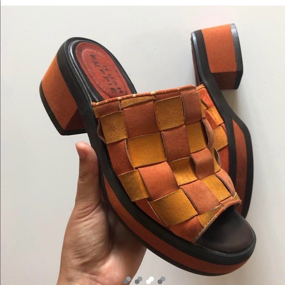 Suede orange sandals - Picture 3 of 4